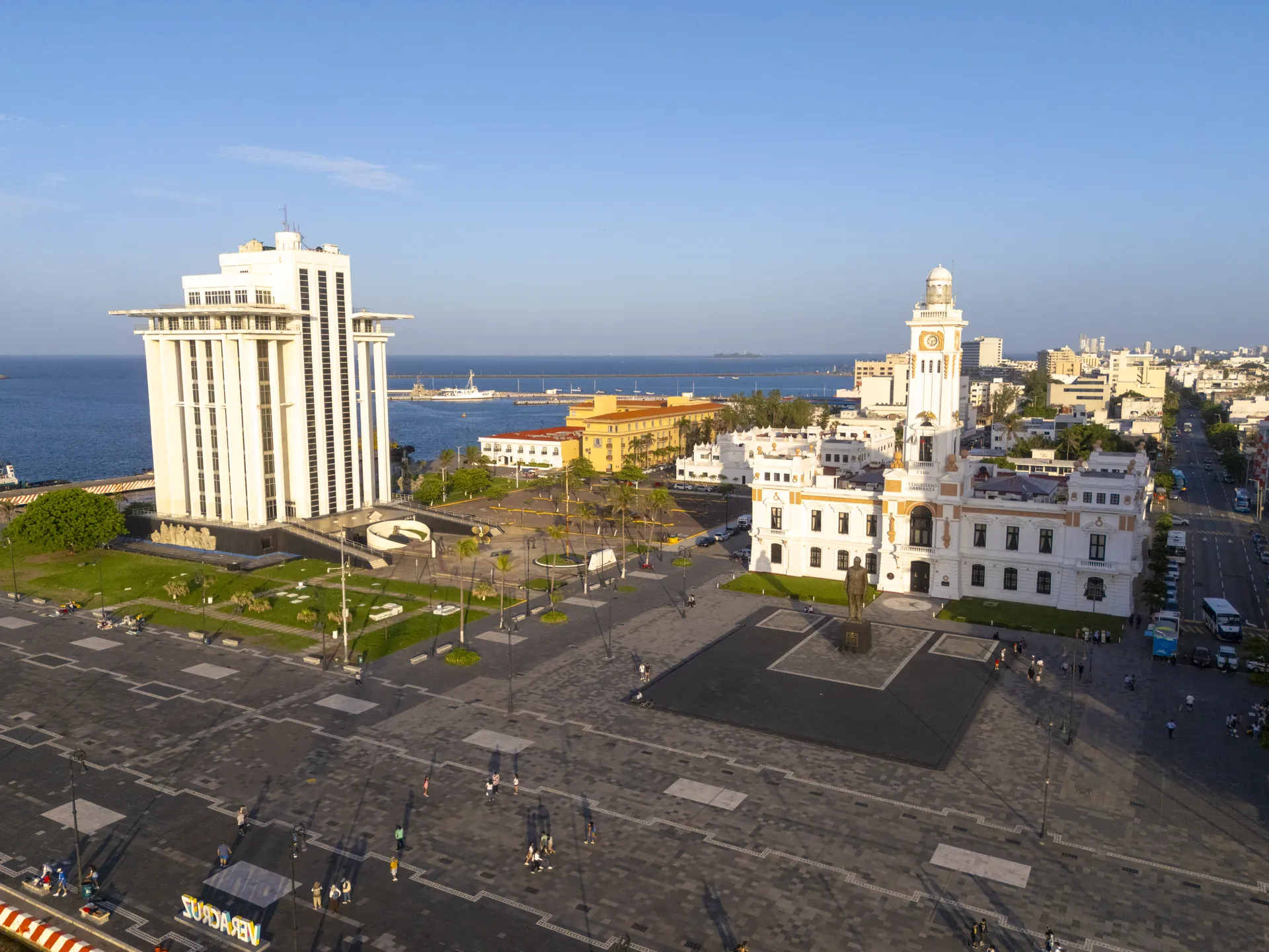 Malecón de Veracruz / Macroplaza — portada